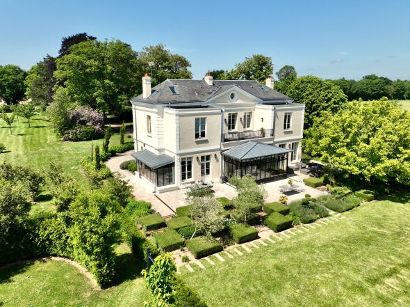 Rental House Équemauville 9 Rooms 300 m²